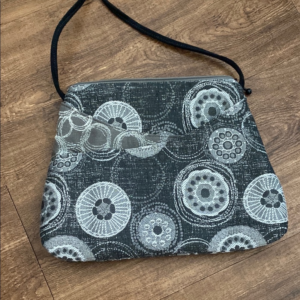 Maruca Handmade Women’s Black & Gray Patterned Shoulder Bag